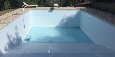 empty swimming pool