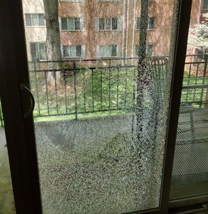 Broken patio door glass, broken tempered patio door