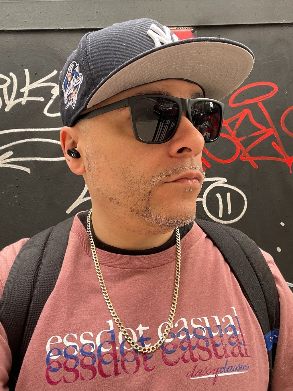 THE ILLMATIC FOUNDER AND EDITOR OF “RAP OLYMPUS MEDIA” (JASON SOTO) OUT OF NYC🗽🍎 SPORTING A LIMITE