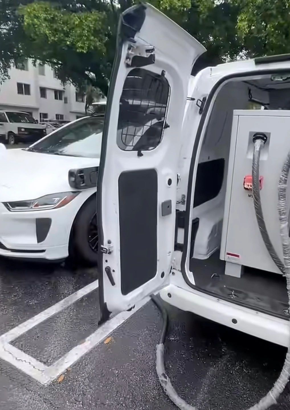Charging Autonomous fleet