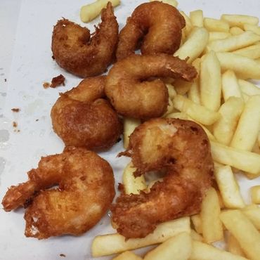Saltys Chippery Fish and Chips Large King Prawns  