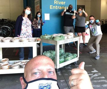 Ran Dwyer with Volunteers at Childrens Hospital