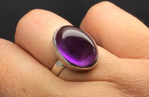 Amethyst cabochon oval ring, solid Sterling Silver.