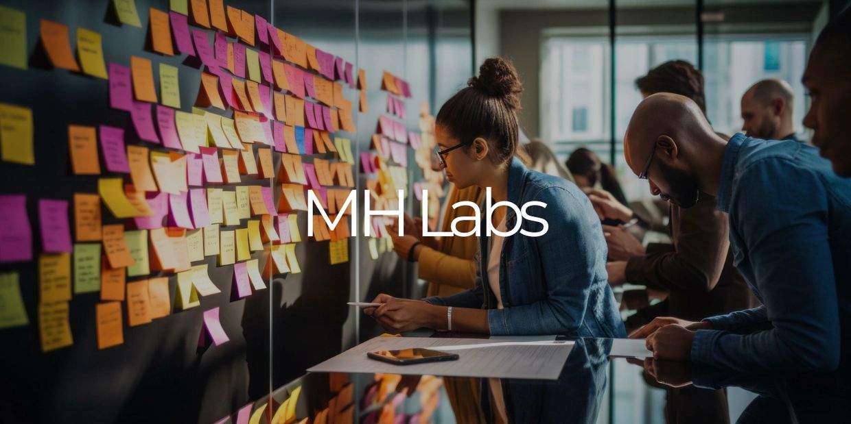 Grupo de especialistas en desarrollo de estrategia para negocios y emprendedores