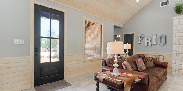 Bella Vida Lodge front door in Concan, TX