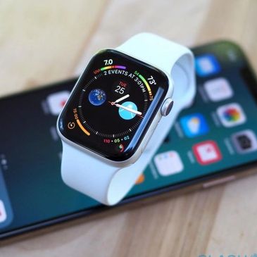 Apple Watch Series 3,4,5 - Fast shipping all over Canada with 30 day money back gaurantee