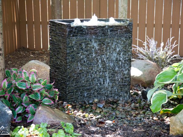 Waterfall, self-contained, pondless water feature
