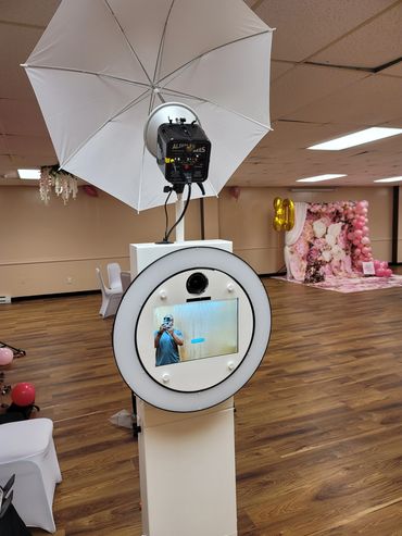 Setting up for Photo booth event
#shadowboxphotobooth