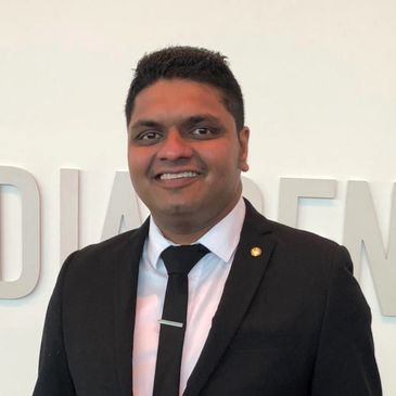 Dr. Tharindu is is consultant Emergency Physician.