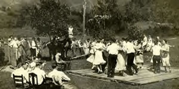 old timey photo of clogging