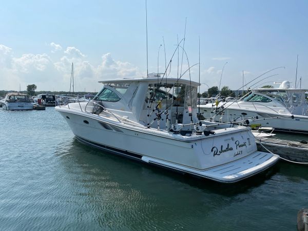 Relentless Pursuit Sport Fishing operates one of the largest and nicest charter fishing boats