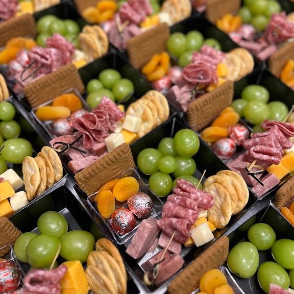 Charcuterie Boxes
Shorecuterie Cape Cod