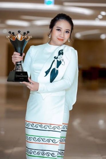 WORLD FASHION EXHIBITION MAY MYAT WASO COUTURE MYANMAR