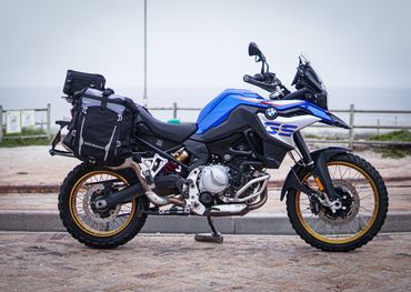 Mosko moto for rent in cape town