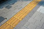 directional TGSI, luminance contrast directional tactiles