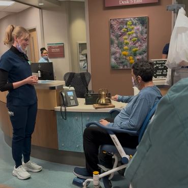 Ben ringing the bell and leaving Mayo Hospital in Phoenix, AZ, after his successful (third) transpla