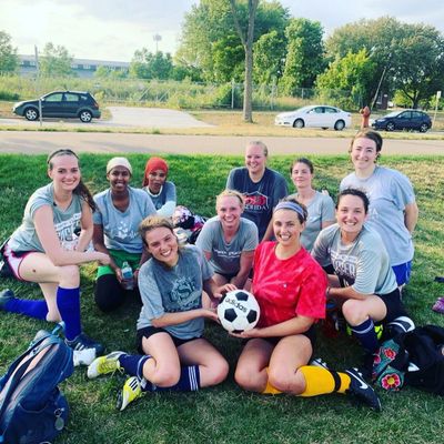 Gray Ducks adult rec soccer players in minneapolis hanging out post game