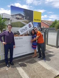 Happy Buyer Advocacy clients in Melbourne's north.