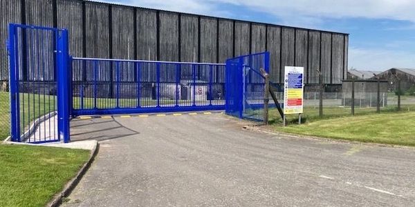 security gates, commercial gate systems, electric site gates, gate installations in Gloucestershire