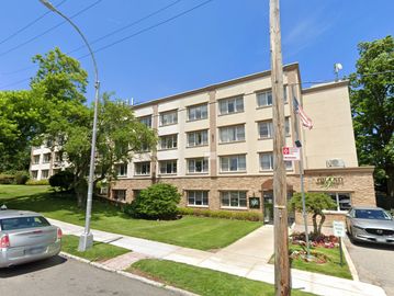 The Grand Rehabilitation and Nursing at Queens
