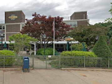Silver Lake Specialized Care Center