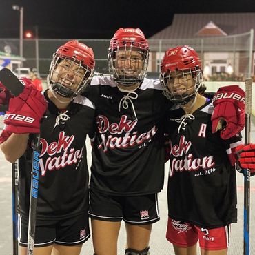 McGill ball hockey players sponsored by Dek Nation. Jade Downie-Landry.