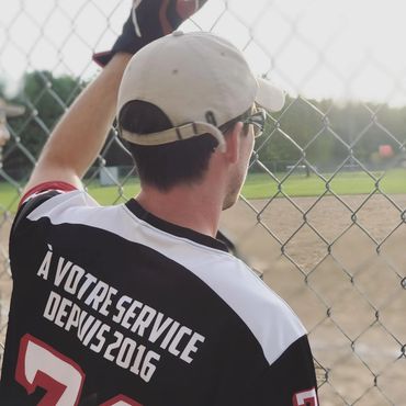 Chandail de baseball personnalisable fabriqué à Montréal