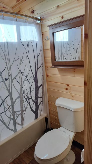 Deluxe Cabin Full Bathroom Camping Campground