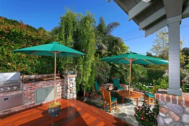 Craftsman-style outdoor kitchen redesign in Bird Rock, California.