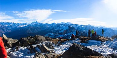MTS Cab - Kedarkantha Trek