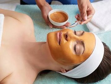 Experience the ultimate seasonal treat for your skin with our Pumpkin Spice Enzyme Facial. This reju