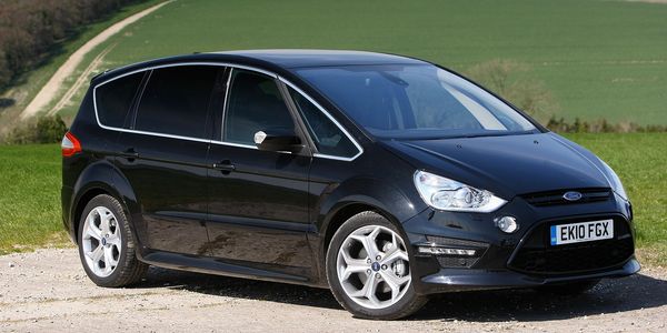 AIRPORT TAXI FROM BELFAST INTERNATIONAL AIRPORT TO BELFAST CITY CENTRE