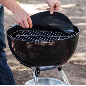 Yoshi_BBQ_Grill_&_Bake_Mats_Easy_Designs_Cuts_To_Round_Shape_Fits_on_Grill_Top