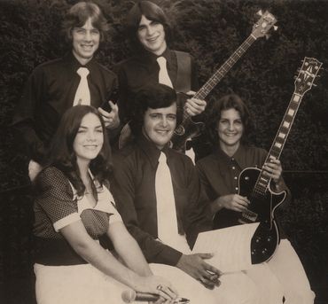 Al Alberts Jr and the 2nd Generation featuring Nancy