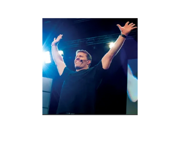 Tony Robbins raves on how amazing cryotherapy is and everyone should be doing it