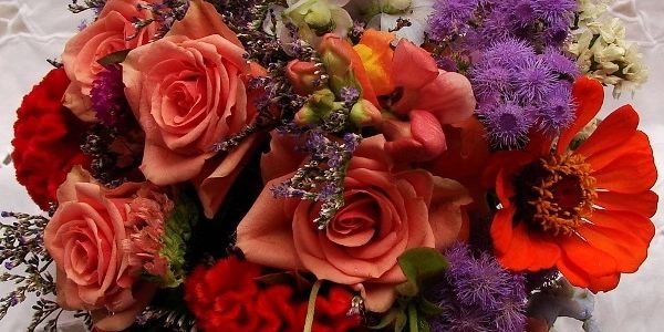 Flowers by Anna, custom floral arrangements, custom wedding flowers