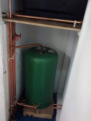 hot water cylinder