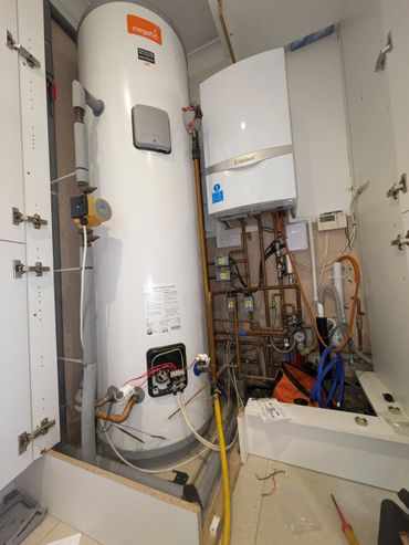 unvented cylinder and boiler install