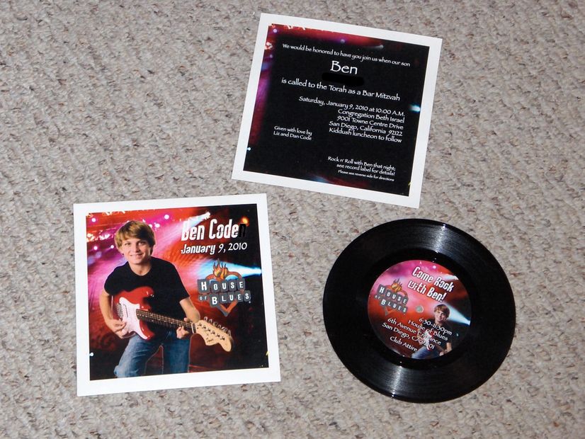 custom invitation vinyl records 7" 45rpm printed sleeve cover labels personalized