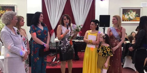 Group and community that focuses on empowering and supporting mothers, non-profit organization