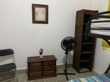 Habitaciones individuales limpias y dignas