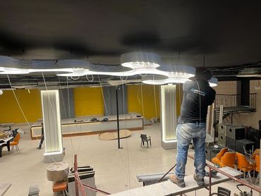 PROCESO DE INSTALACION DE NUESTRAS LUMINARIAS EN SITIO