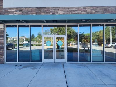 Commercial window cleaning in Coral Springs