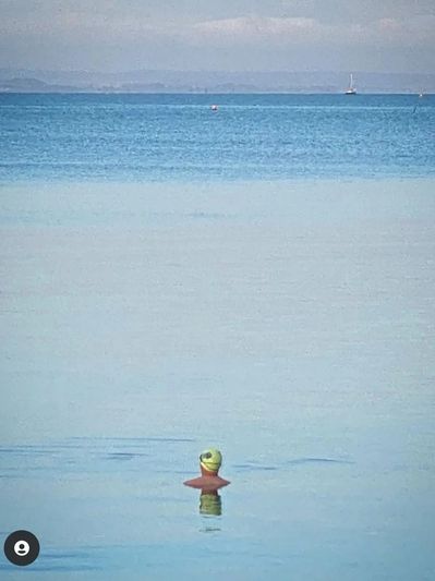 man in cold water
cold water swimming
sea swimming
thames esturay
leigh on sea
chalkwell beach
