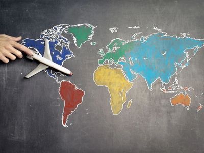 colored continents
blackboard
airplane
hand
moving
international
international moving