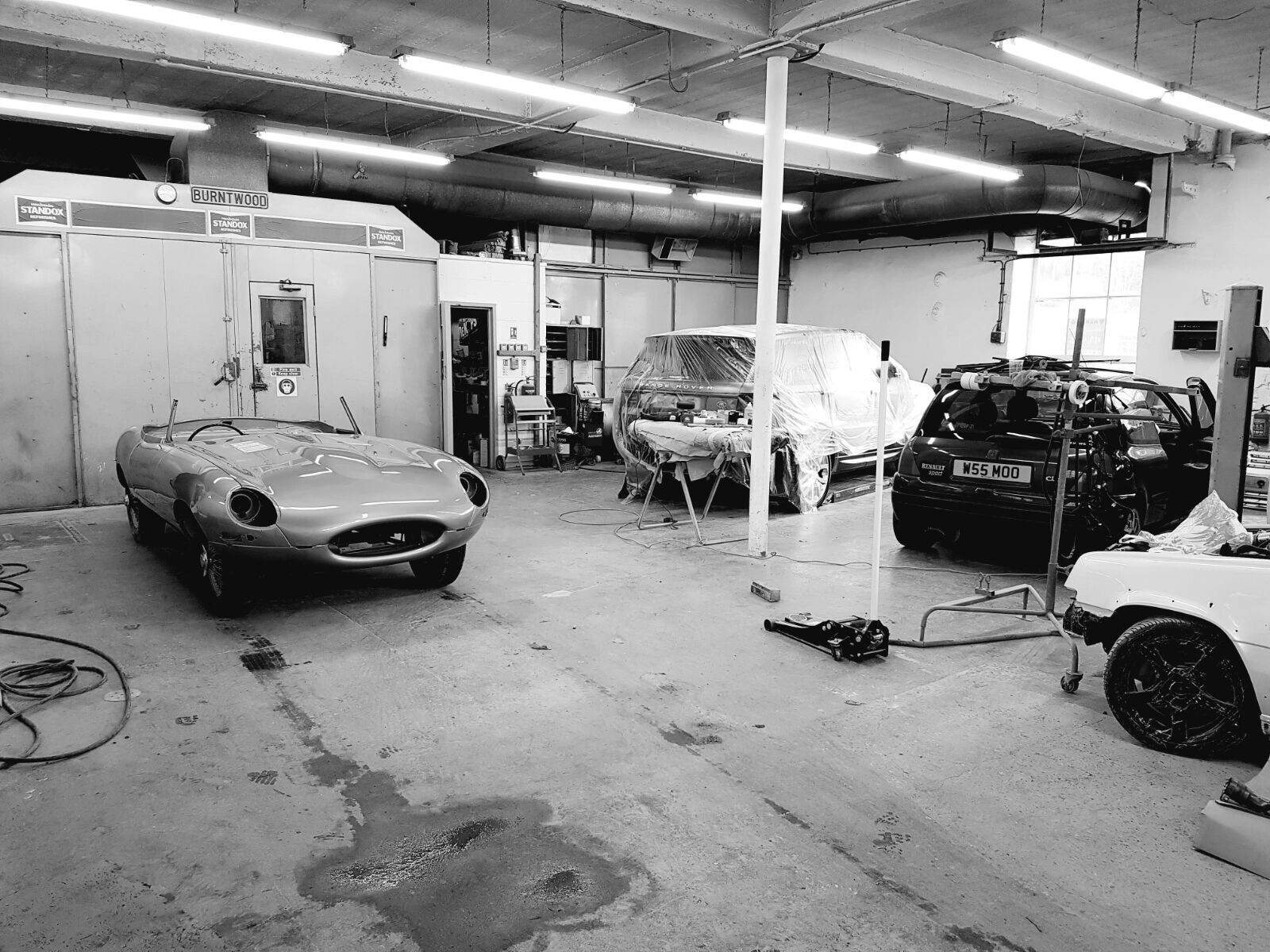 Bury Motor Bodies Ltd Body Shop in Edenfield Rossendale, England