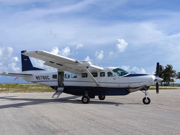 Charter flight in Caravan, charter flights to Bahama, private jet  rentals, pricing