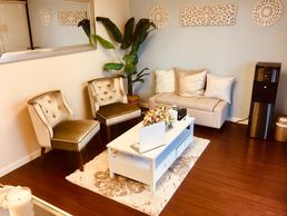 Best day spa, skincare, facial, body waxing, hair removal, lash lift, lashes, microblading, microdermabrasion, Brazilian, Oxygeneo, Honolulu, Hawaii