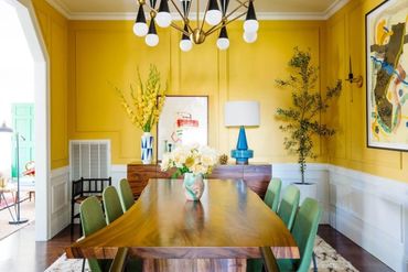 yellow walls dining room