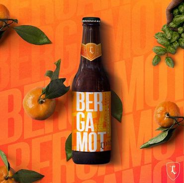 Cerveja Artesanal Louvada Bergamot.